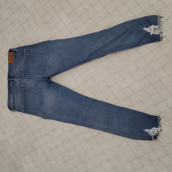 Express petite skinny distressed jeans - Picture 3 of 3